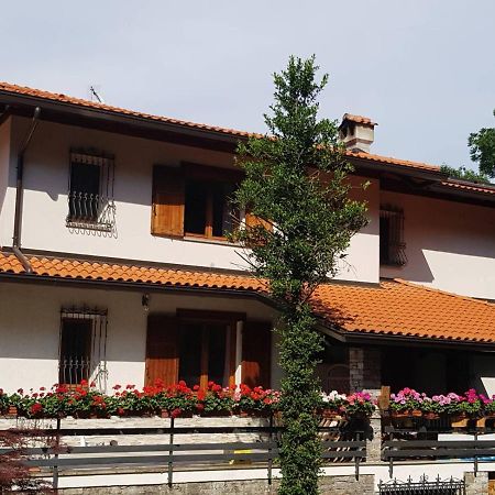 Villa Nel Giardino Di Dafne à Stresa Extérieur photo