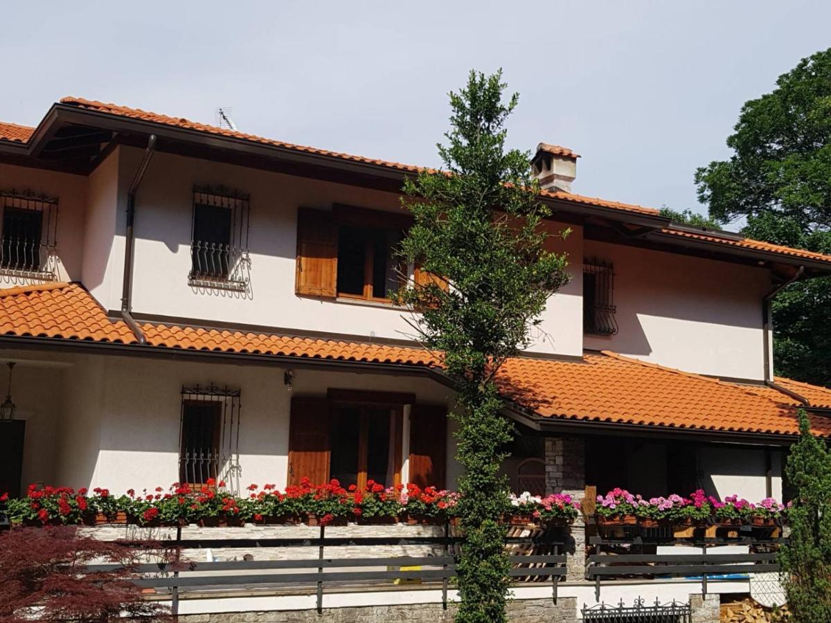 Villa Nel Giardino Di Dafne à Stresa Extérieur photo