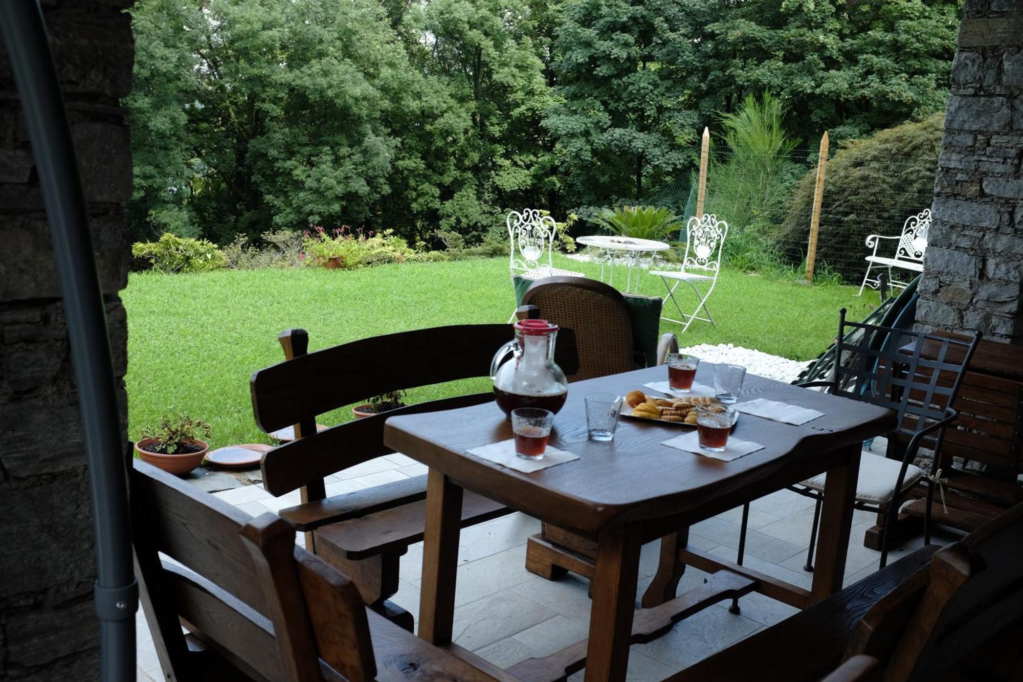 Villa Nel Giardino Di Dafne à Stresa Extérieur photo